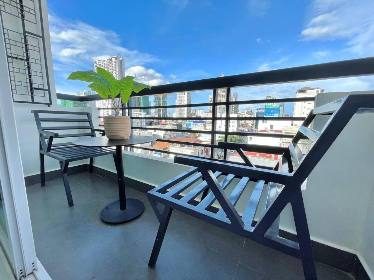 Pth Residence Phnom Penh Eksteriør bilde