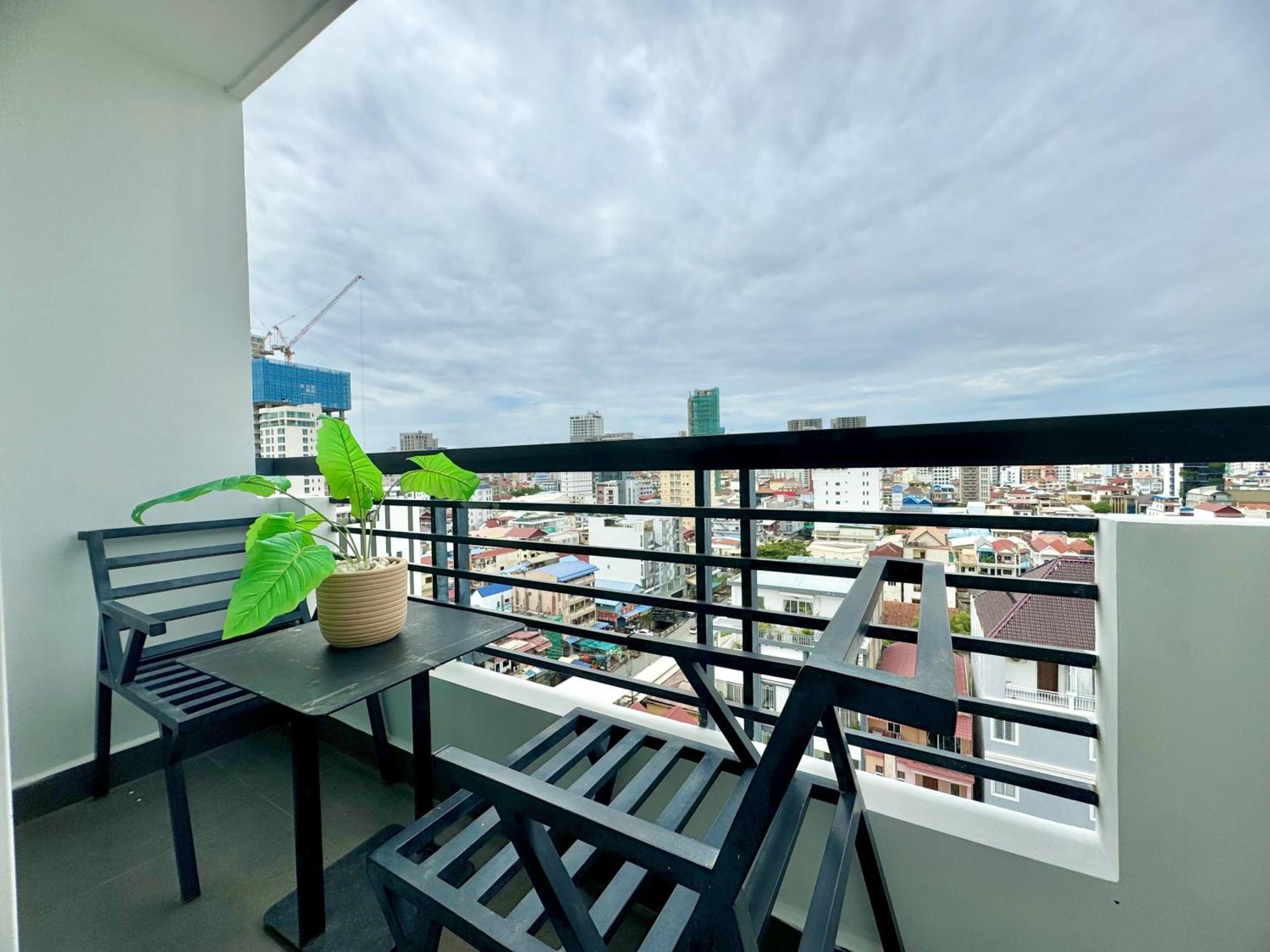 Pth Residence Phnom Penh Eksteriør bilde